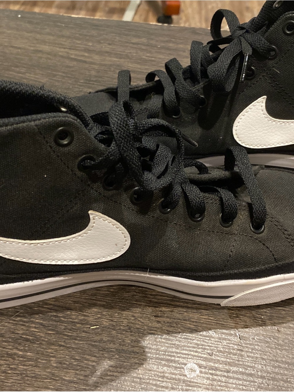Nike Court Legacy Canvas Mid Black/White Women’s US 8.5